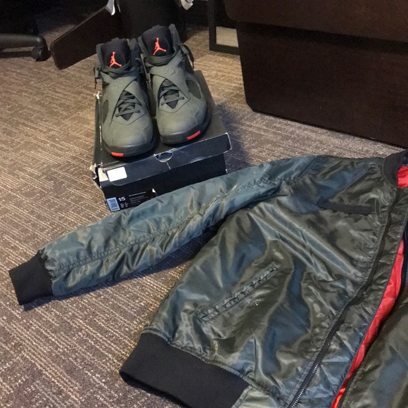 Bomber jacket - Picture 5 of 5